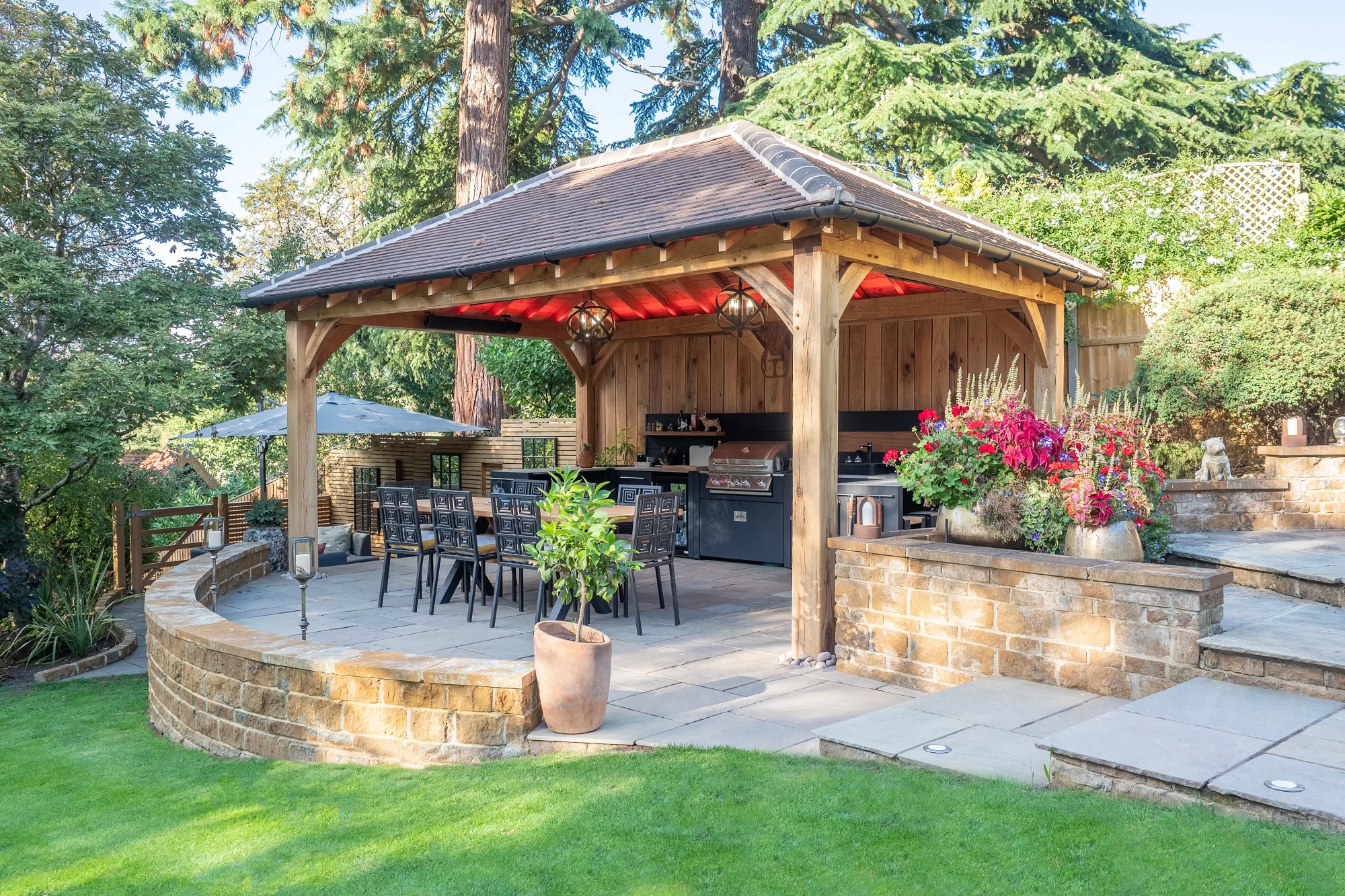 Outdoor Kitchen under Gazebo: Ultimate Backyard Oasis