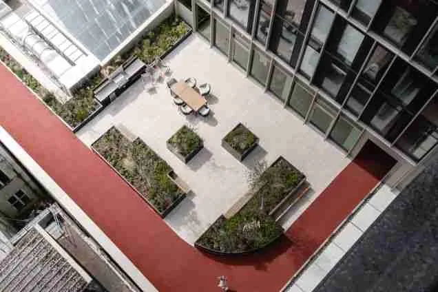 roof-top outdoor kitchen at The Mercian, Birmingham, top-view