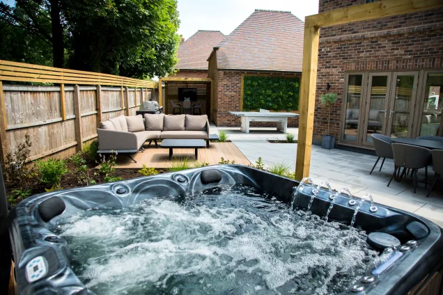 Outdoor kitchen in Ashby Leicestershire with jacuzzi