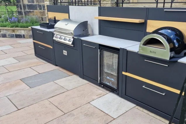 Outdoor kitchen in Ilkley, Yorkshire with bull bbq and pizza oven