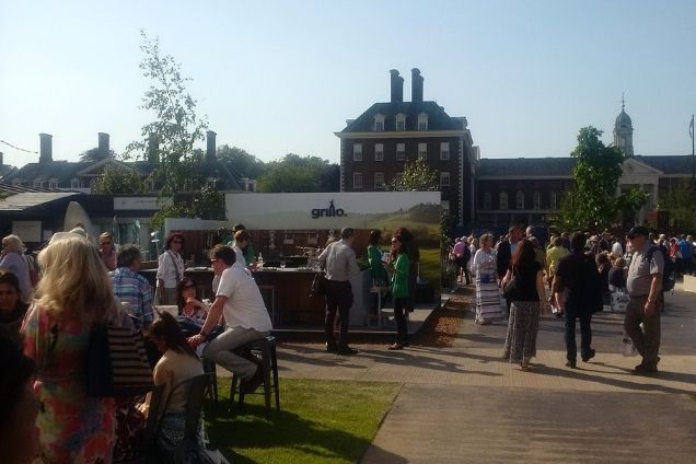 crowds at Chelsea Flower Show