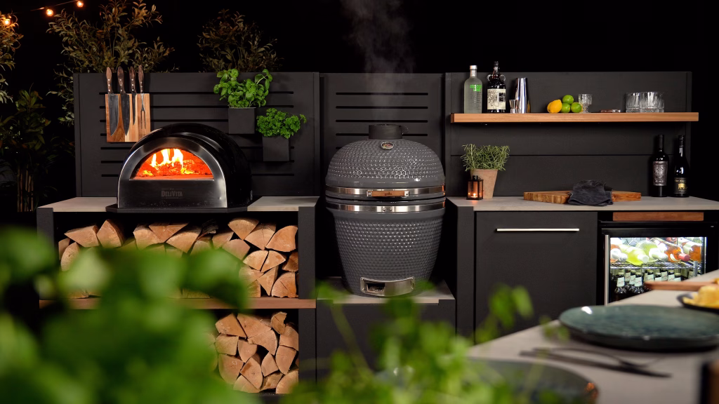 Grillo outdoor kitchen with delivita and gusto bbq